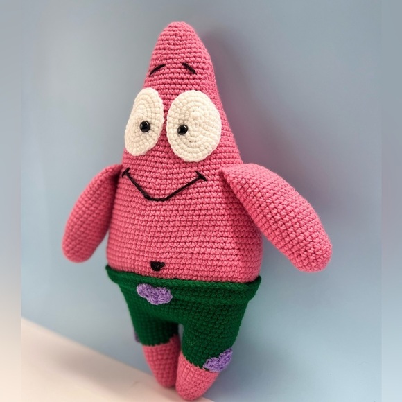 Handcrafted Patrick Star Plushie Doll Crochet Amigurumi - Picture 4 of 11